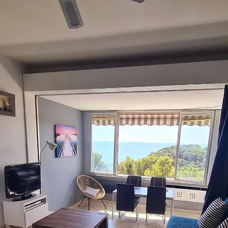 Superbe Studio Vue Mer - Plage, Piscine Et Tennis Prive * Bandol
