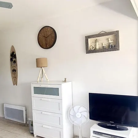Appartement Superbe Studio Vue Mer - Plage, Piscine Et Tennis Prive